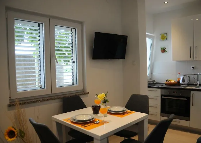 Aria With Private Parking Apartmán