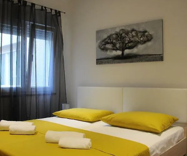 Aria With Private Parking Apartmán