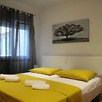 Aria With Private Parking Apartamento