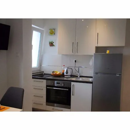 Aria With Private Parking Apartamento *